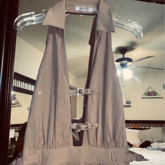 NEVER WORN CUTE JUMPSUIT (Size XS) - Picture 9 of 9